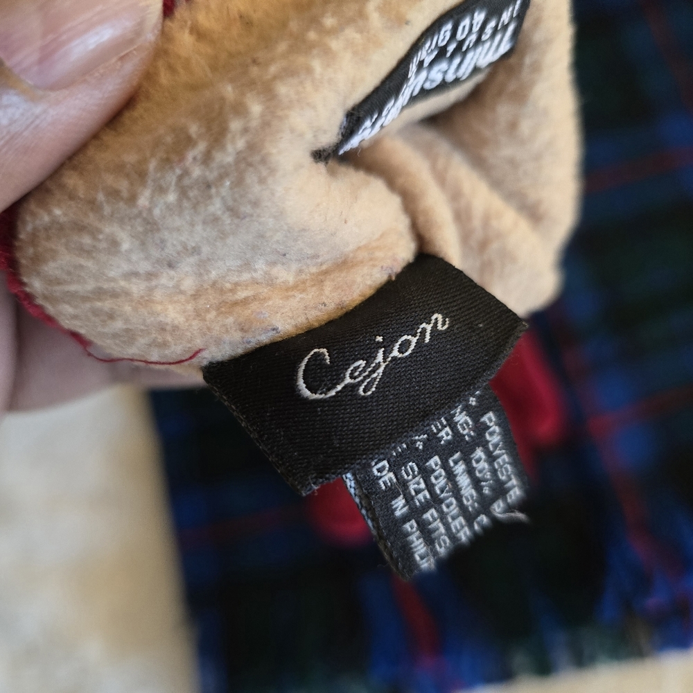Cejon 3M Thinsulate Cherry Red Velvet Gloves & Blue Tartan Plaid Scarf Set - Picture 9 of 9